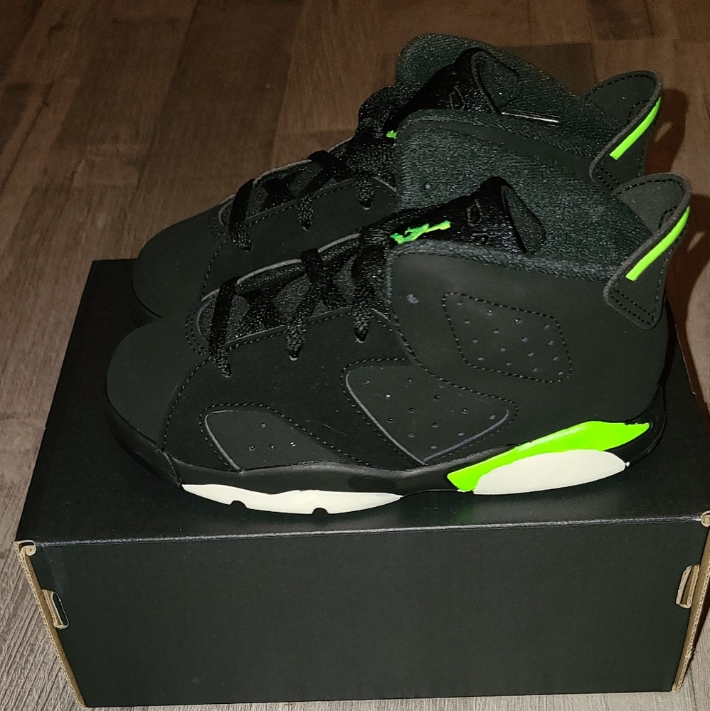 Jordan 6 (TD) - Picture 3 of 5